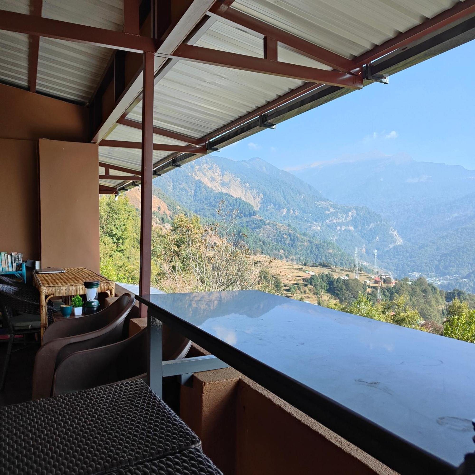 Cafe Buransh Villa Sari Buitenkant foto