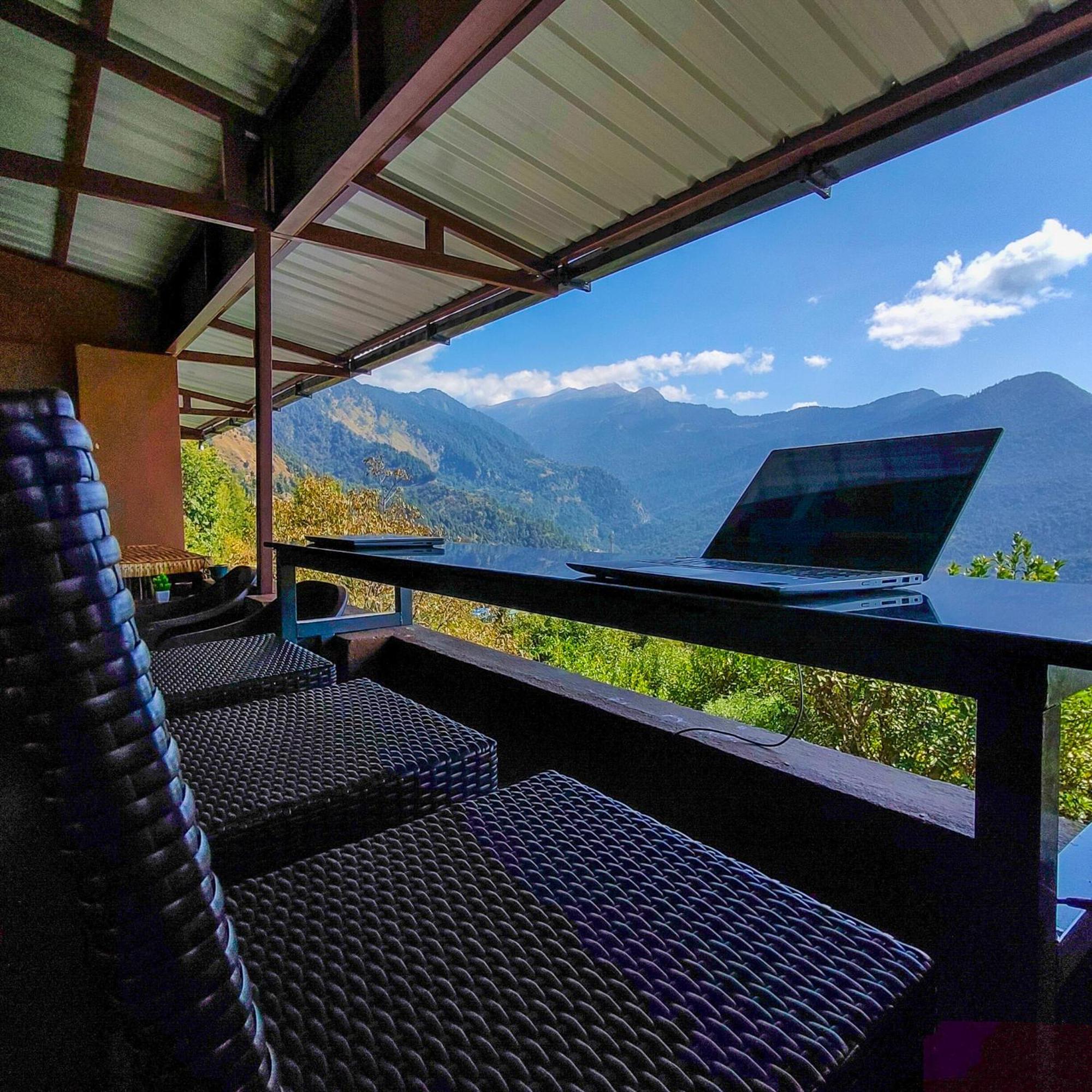 Cafe Buransh Villa Sari Buitenkant foto
