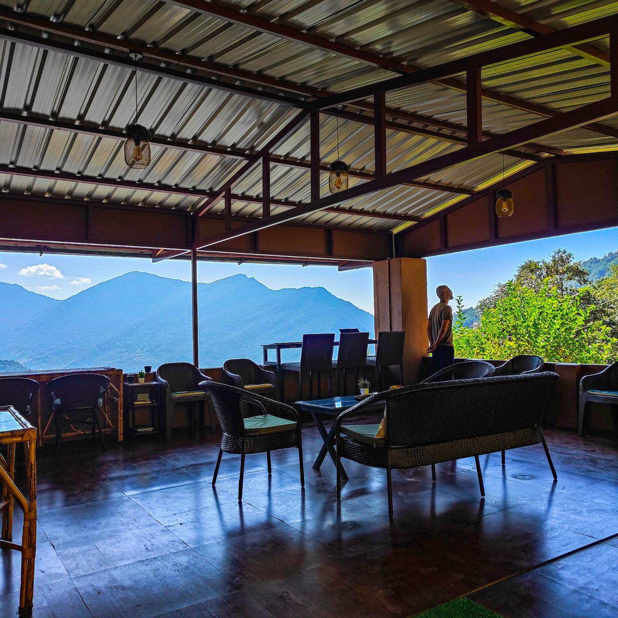 Cafe Buransh Villa Sari Buitenkant foto