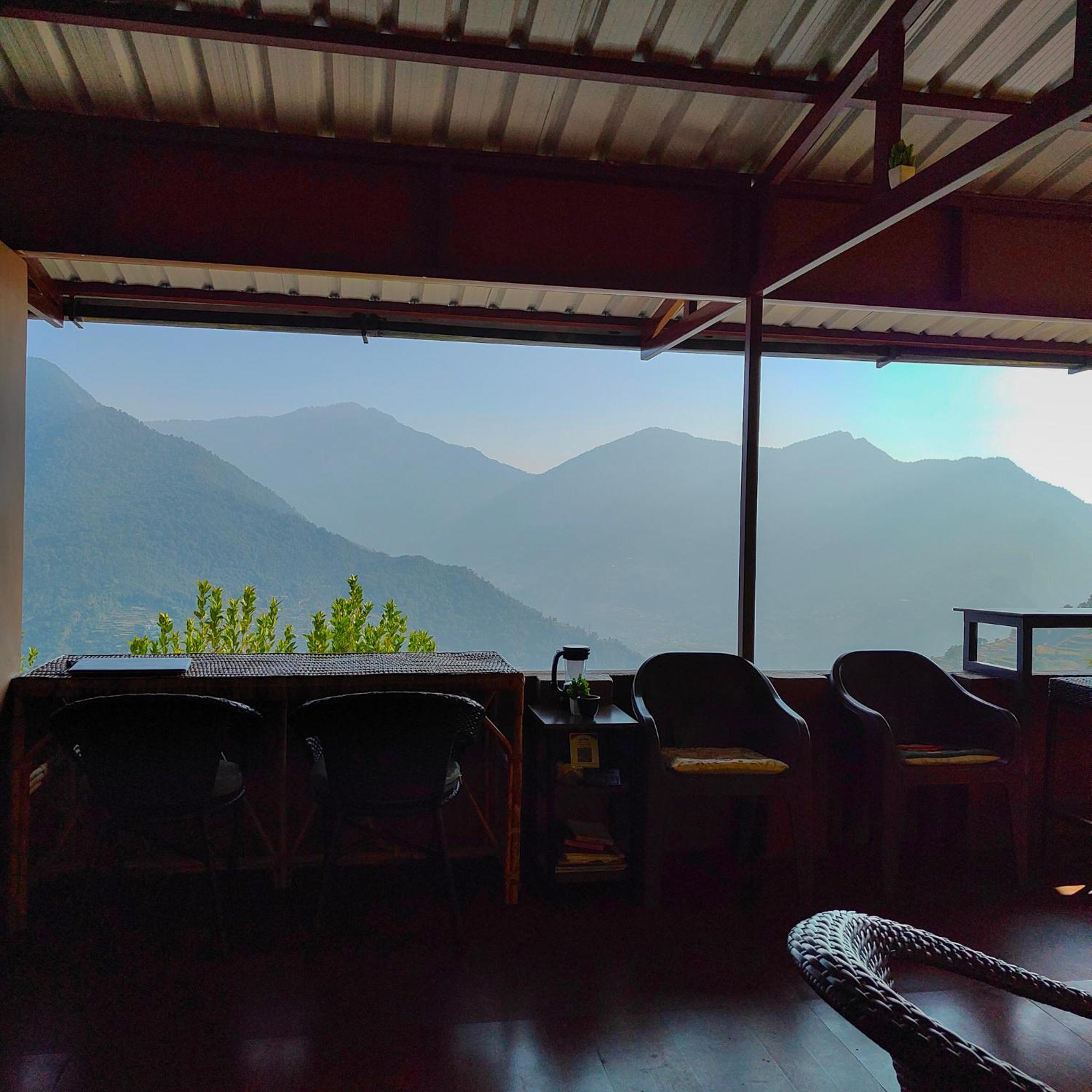 Cafe Buransh Villa Sari Buitenkant foto